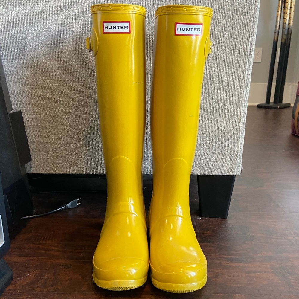 Hunter rain boots